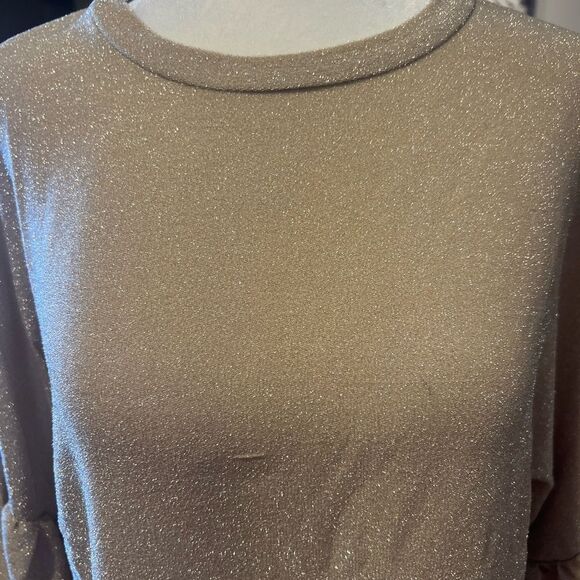 NWT Hayden women's long sleeve sparkle gold top with balloon sleeves size small - Picture 5 of 10
